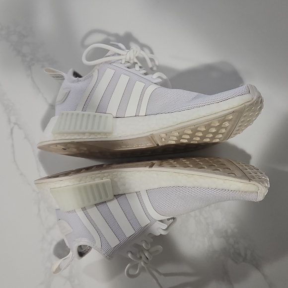 Adidas White NMD R1 Size 6.5 - Picture 2 of 7